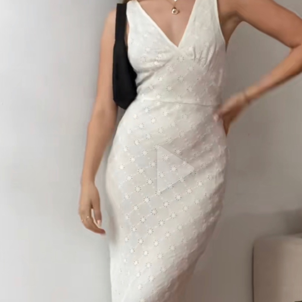 ISO REALISATION PAR CASPAR DRESS!